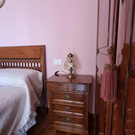Dimora Fiorella Apartment
